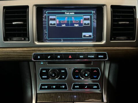 Jaguar XF D PREMIUM LUXURY SPORTBRAKE 16