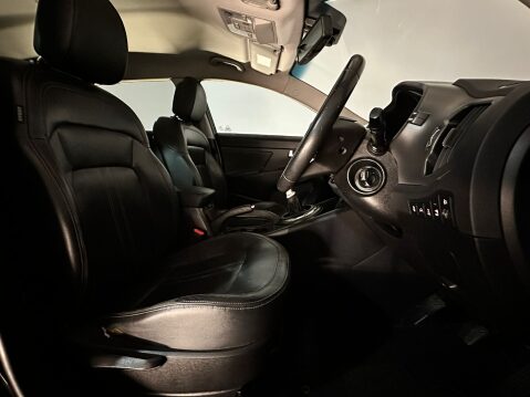 Kia Sportage CRDI FIRST EDITION 16