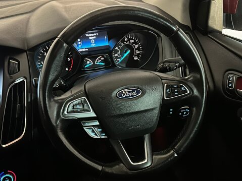 Ford Focus TITANIUM TDCI 13