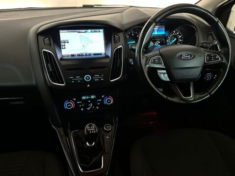 Ford Focus TITANIUM TDCI 12