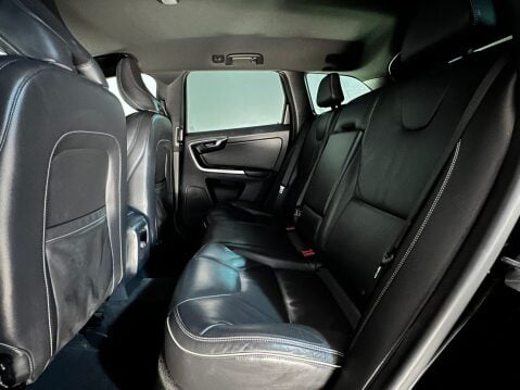 Volvo XC60 D4 R-DESIGN LUX NAV 20