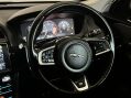 Jaguar F-Pace R-SPORT AWD 12