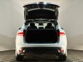 Jaguar F-Pace R-SPORT AWD 8