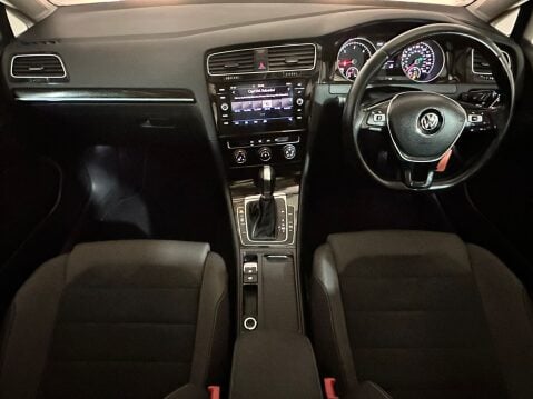 Volkswagen Golf GT TDI BLUEMOTION TECHNOLOGY DSG 11