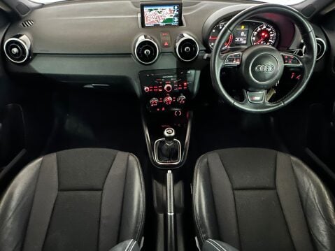 Audi A1 SPORTBACK TDI BLACK EDITION 11