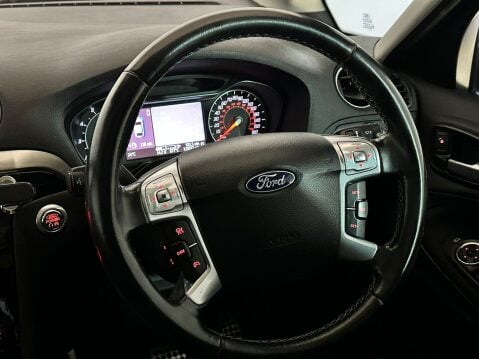 Ford S-Max TITANIUM TDCI 13