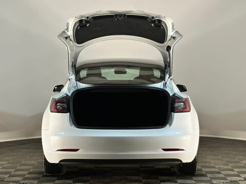 Tesla Model 3 STANDARD RANGE PLUS 8