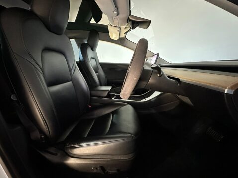 Tesla Model 3 STANDARD RANGE PLUS 14