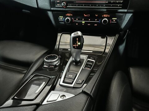 BMW 5 Series 520D M SPORT TOURING 15