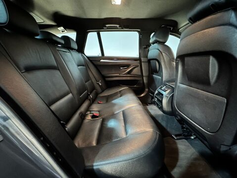 BMW 5 Series 520D M SPORT TOURING 18