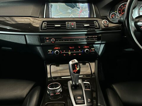BMW 5 Series 520D M SPORT TOURING 14