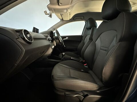 Audi A1 SPORTBACK TDI SPORT 17