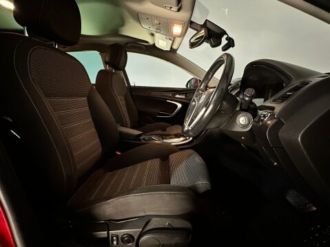 Vauxhall Insignia Country Tourer NAV BI-TURBO 16