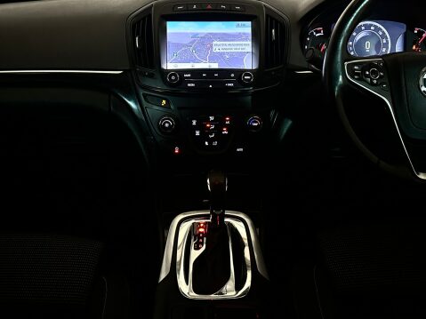 Vauxhall Insignia Country Tourer NAV BI-TURBO 14