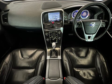 Volvo XC60 D5 R-DESIGN NAV AWD 11