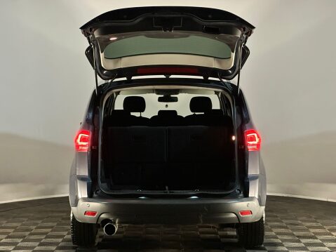 Ford S-Max TITANIUM TDCI 8