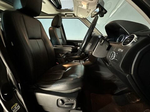 Land Rover Discovery 4 TDV6 HSE 16