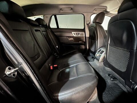 Jaguar XF D PREMIUM LUXURY SPORTBRAKE 18