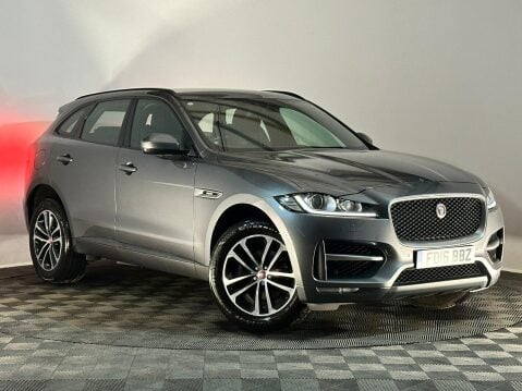 Jaguar F-Pace R-SPORT AWD 1