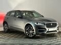 Jaguar F-Pace R-SPORT AWD 1