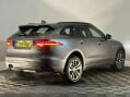 Jaguar F-Pace R-SPORT AWD 6