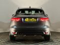 Jaguar F-Pace R-SPORT AWD 7