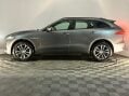 Jaguar F-Pace R-SPORT AWD 5