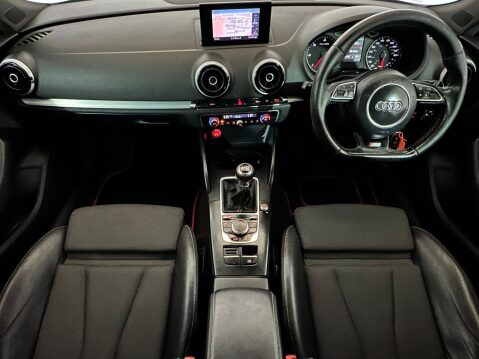 Audi A3 TDI S LINE 11