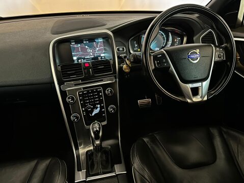 Volvo XC60 D4 R-DESIGN NAV 12