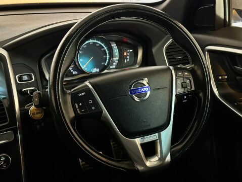 Volvo XC60 D4 R-DESIGN NAV 13
