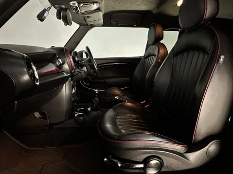 Mini Clubman COOPER D HAMPTON 16