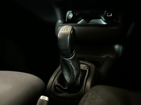 Citroen C4 Cactus BLUEHDI FLAIR 13