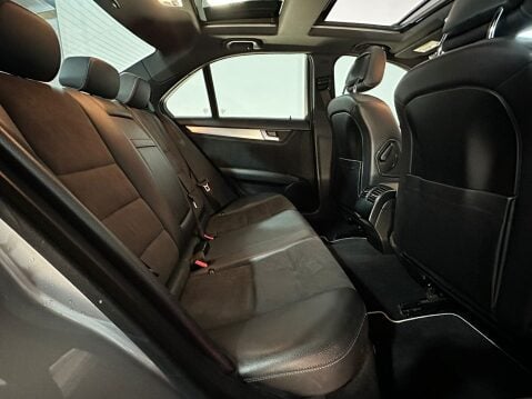 Mercedes-Benz C Class C220 CDI AMG SPORT EDITION PREMIUM PLUS 17