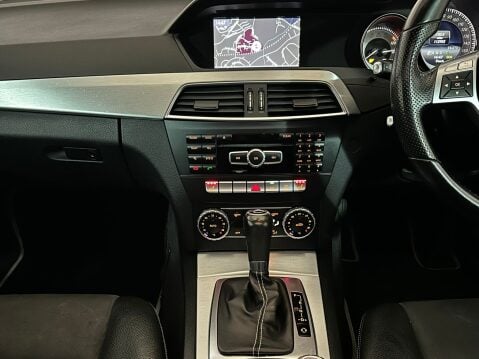 Mercedes-Benz C Class C220 CDI AMG SPORT EDITION PREMIUM PLUS 13