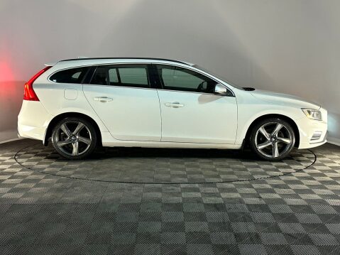 Volvo V60 D3 R-DESIGN 4