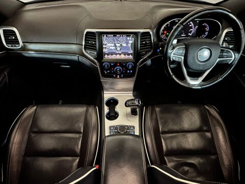 Jeep Grand Cherokee V6 CRD OVERLAND 11