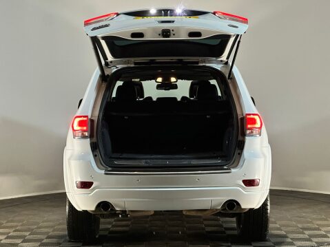 Jeep Grand Cherokee V6 CRD OVERLAND 8