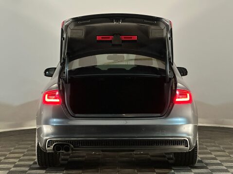 Audi A4 TDI BLACK EDITION 8