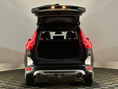 Volvo XC60 D5 R-DESIGN AWD 8
