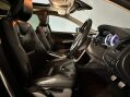 Volvo XC60 D5 R-DESIGN AWD 15