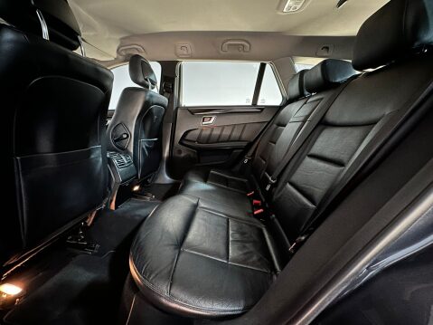 Mercedes-Benz E Class E220 CDI BLUEEFFICIENCY EXECUTIVE SE 19