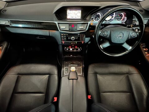 Mercedes-Benz E Class E220 CDI BLUEEFFICIENCY EXECUTIVE SE 11