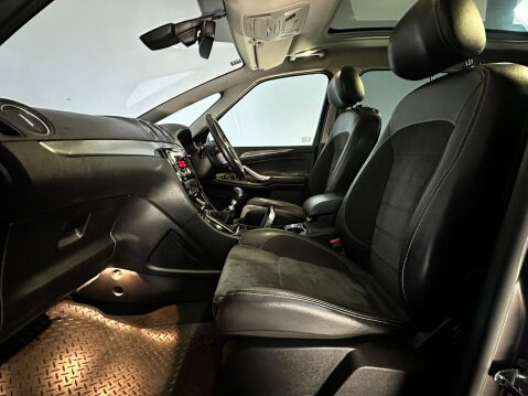 Ford S-Max TITANIUM TDCI 17