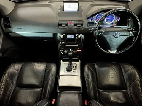 Volvo XC90 D5 R-DESIGN AWD 11
