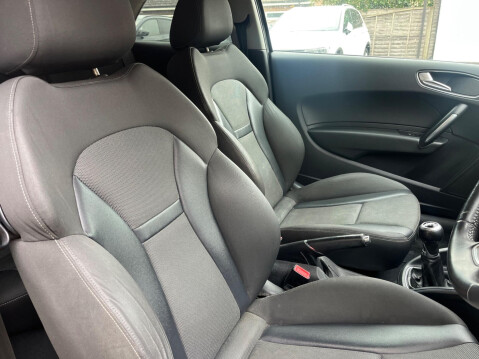 Audi A1 1.4 TFSI Sport Euro 5 (s/s) 3dr 8