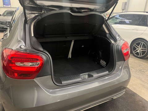 Mercedes-Benz A Class 1.5 A180d Sport (Executive) Euro 6 (s/s) 5dr 46