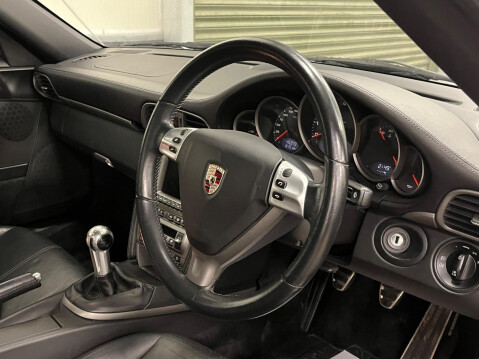 Porsche 911 3.6 997 Carrera 2dr 8