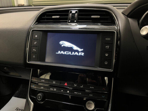 Jaguar XE 2.0d Prestige Auto Euro 6 (s/s) 4dr 23