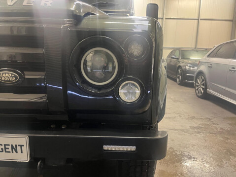 Land Rover Defender 2.4 TDCi County 4WD MWB Euro 4 5dr 30