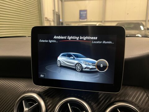Mercedes-Benz A Class 1.5 A180d AMG Line (Executive) 7G-DCT Euro 6 (s/s) 5dr 37